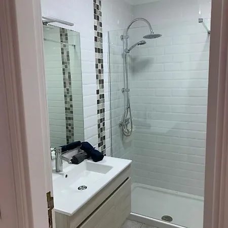Apartamento Con Piscina Y Vistas -le Petit Paradis